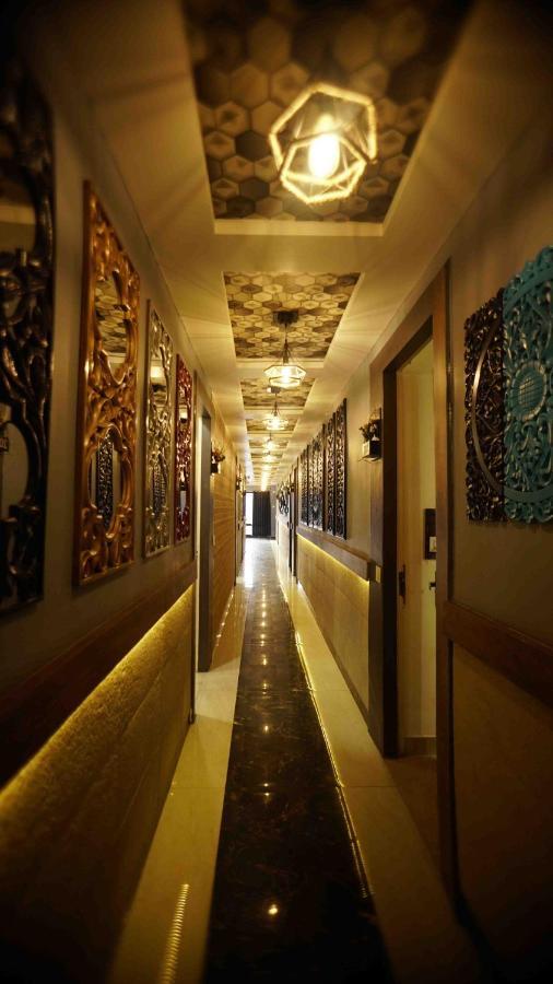 Hotel Soluxe Yamuna Nagar Exterior photo